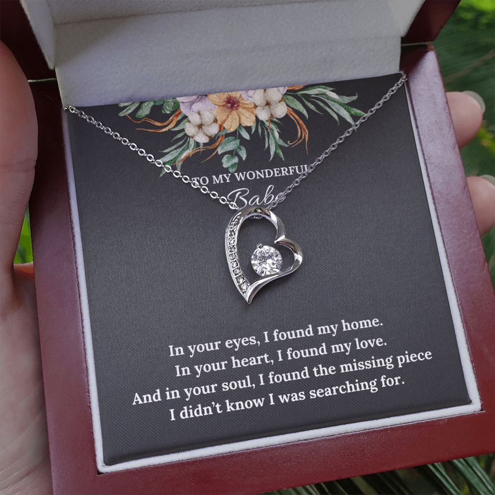 Wonderful Babe Necklace