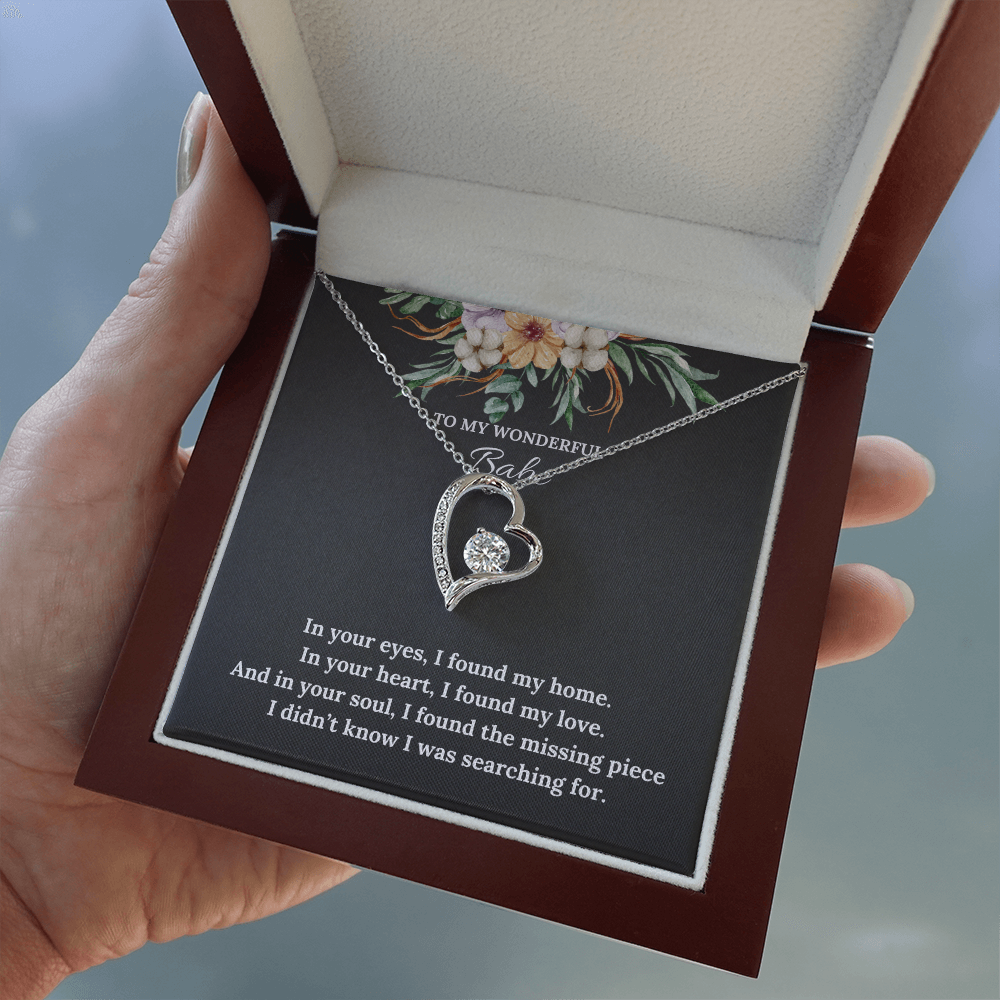 Wonderful Babe Necklace