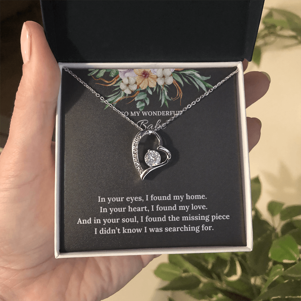 Wonderful Babe Necklace